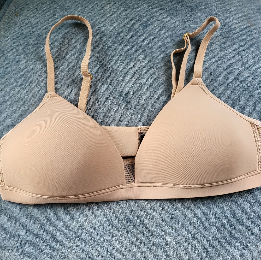 PEPPER Tshirt bra Size M